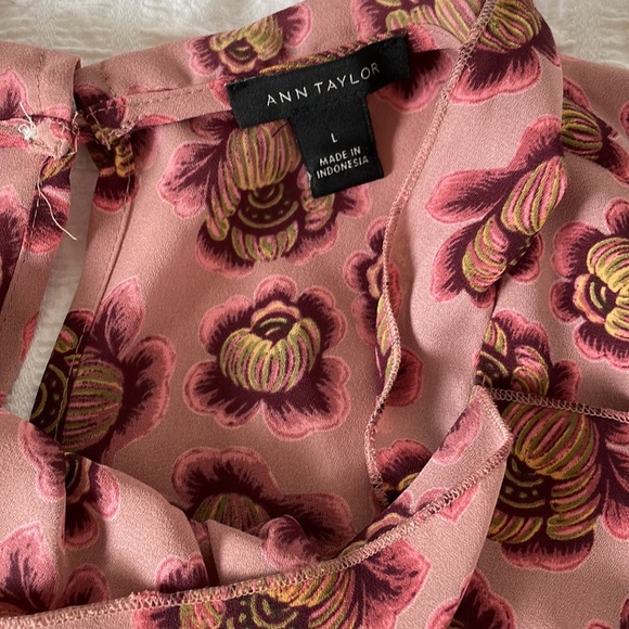 Ann Taylor Rose Floral Ruffle Blouse - Picture 3 of 5